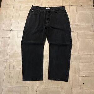 Men’s baggy beyond the limit black denim pants size 42x32